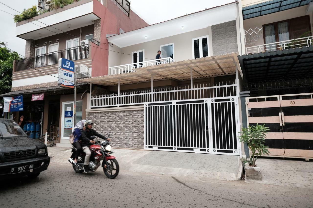 红多兹伊斯兰酒店-近科邦哲鲁克西罗亚医院 雅加达 外观 照片